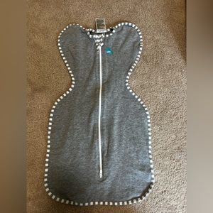 Love to Dream Swaddle Up size small
